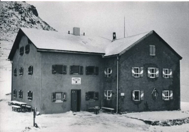 Die Glorer Hütte im Winter | © DAV-Archiv