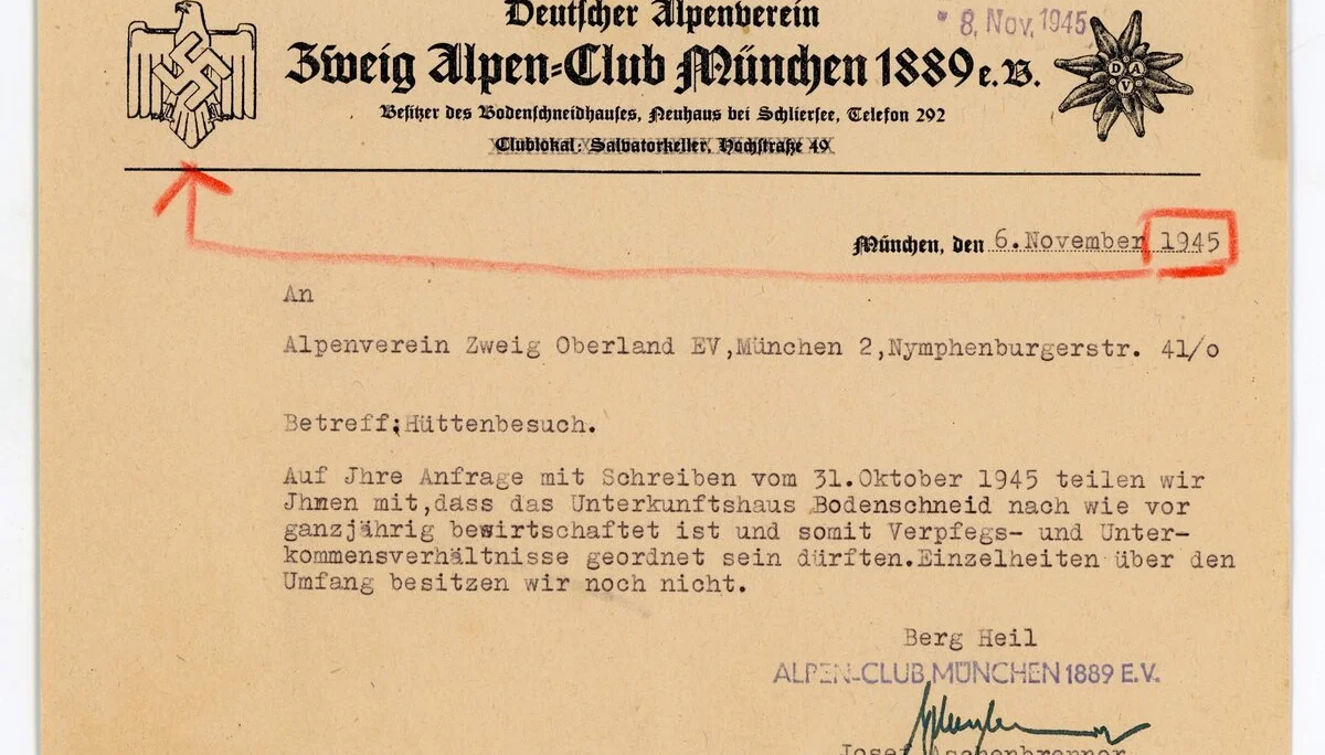 Briefkopf des Alpenvereins war ein halbes Jahr nach dem offiziellen Kriegsende noch mit Hakenkreuz versehen. | © DAV-Archiv
